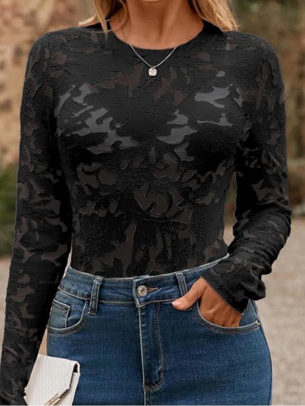 Sheer Black Floral Lace Long-Sleeve Top🚌